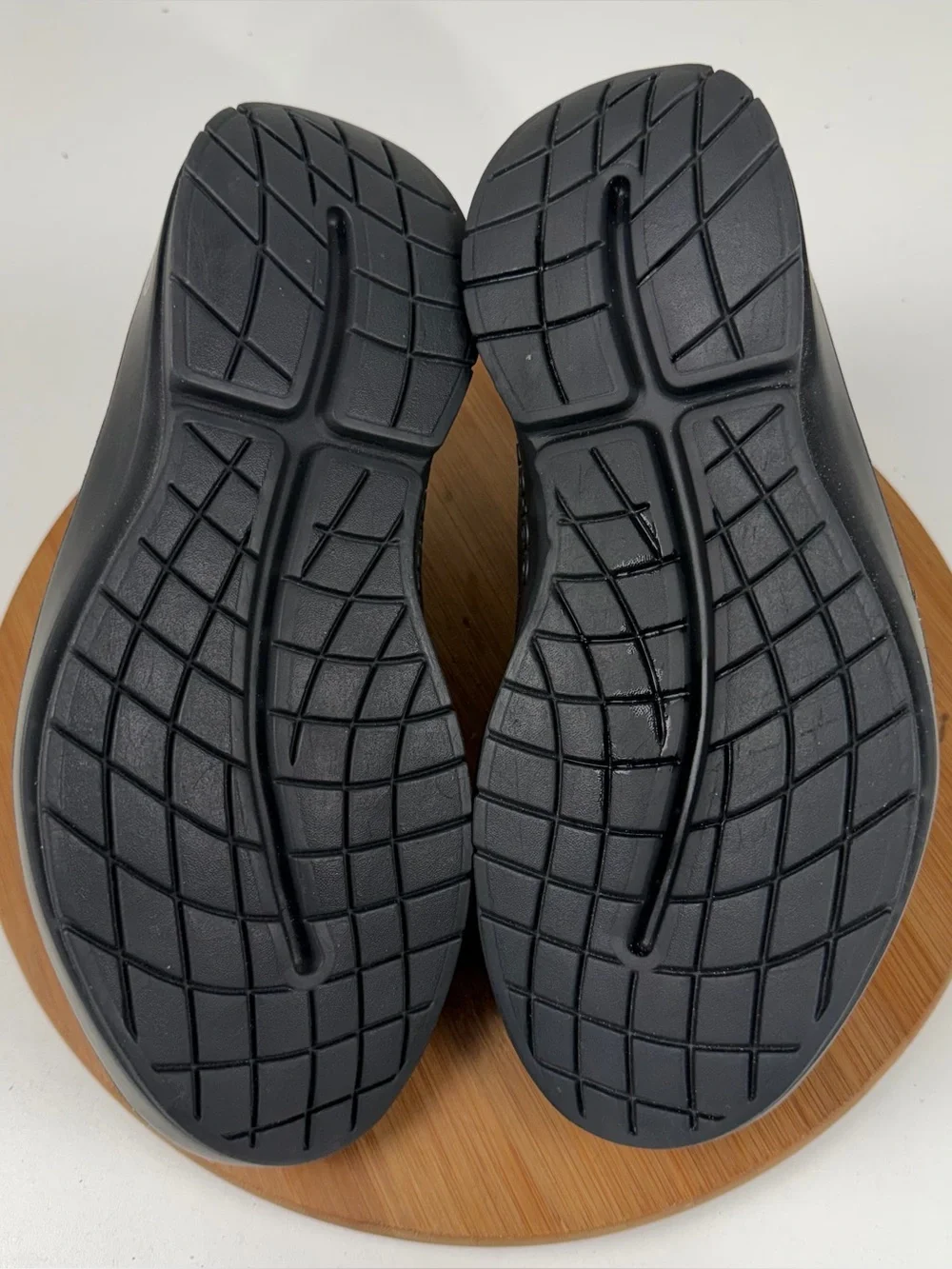 OOFOS OOcoozie Black Fleece-Lined Slip-On Mule